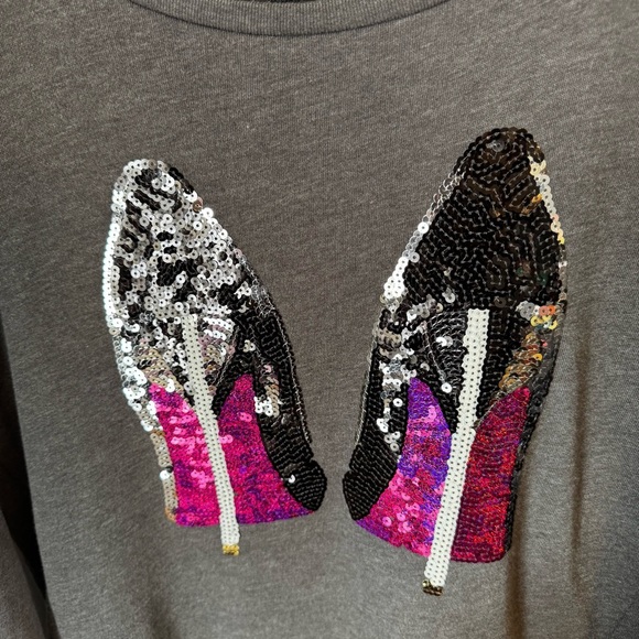 Juicy Couture Bling Gray Pullover Sweatshirt Sequin Heels Logo on Collar Sz L - Picture 3 of 5